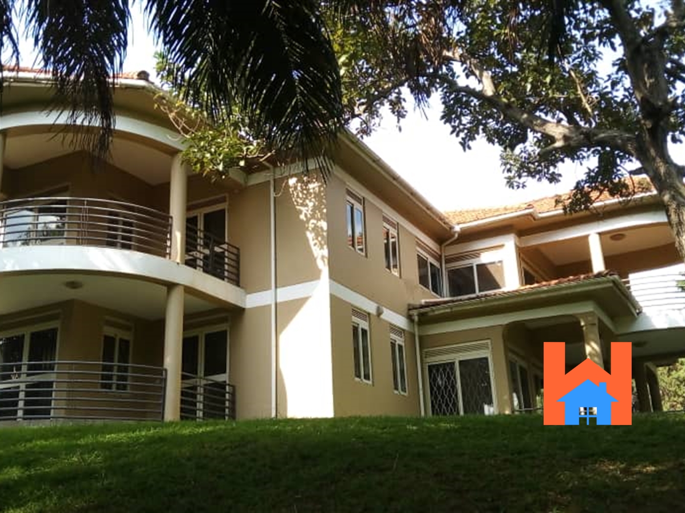 Storeyed house for rent in Naguru Kampala