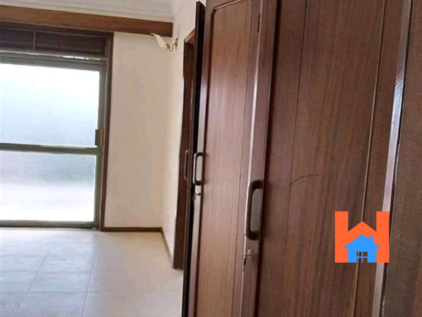 Storeyed house for rent in Bugoloobi Kampala