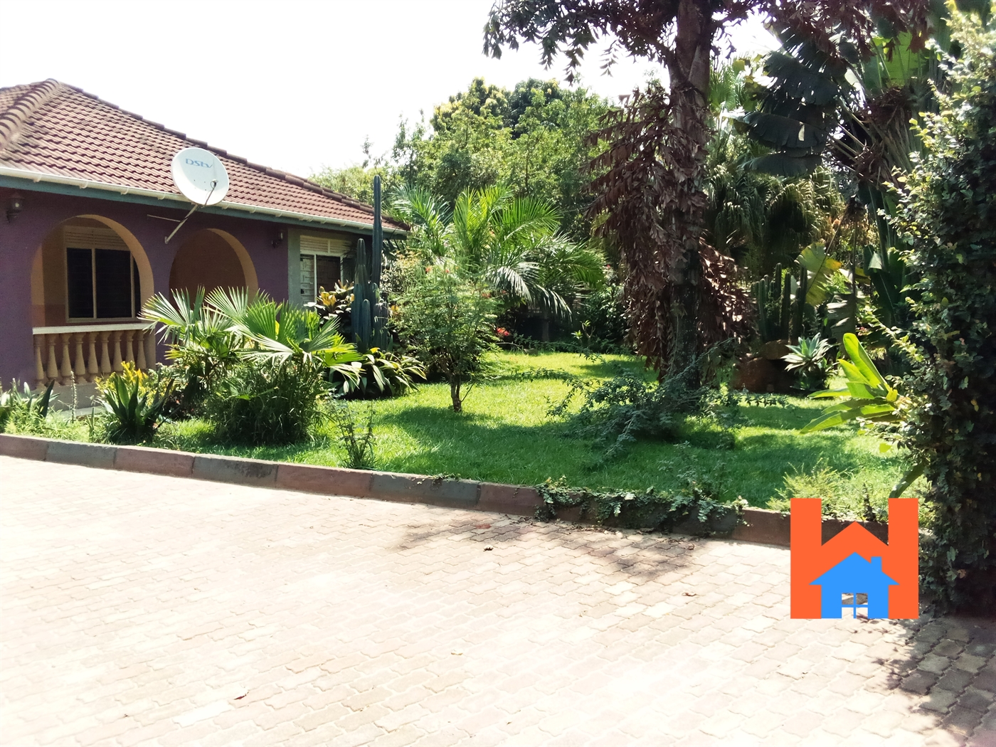 Bungalow for sale in Naguru Kampala