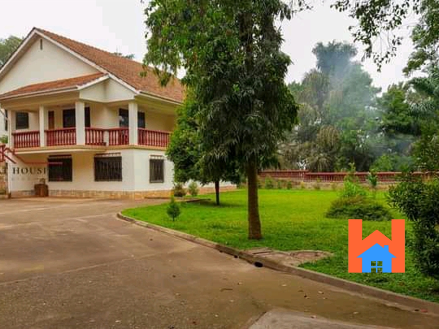 Storeyed house for rent in Kololo Kampala