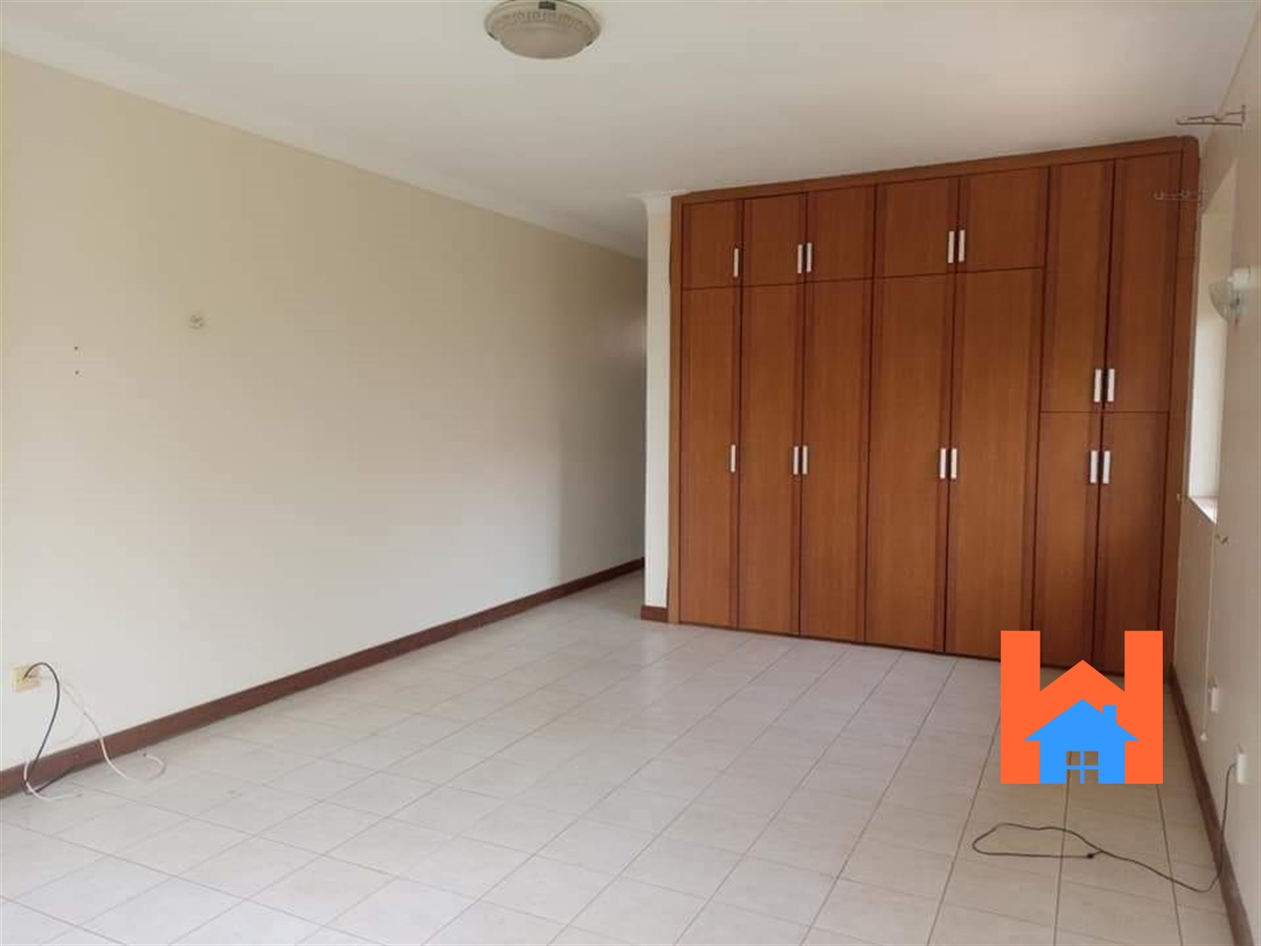 Storeyed house for rent in Mutungo Kampala