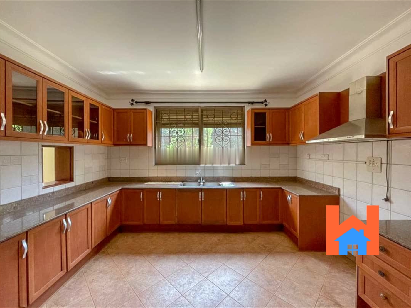 Bungalow for rent in Naguru Kampala