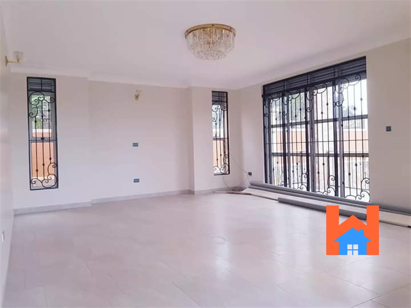 Mansion for sale in Munyonyo Kampala