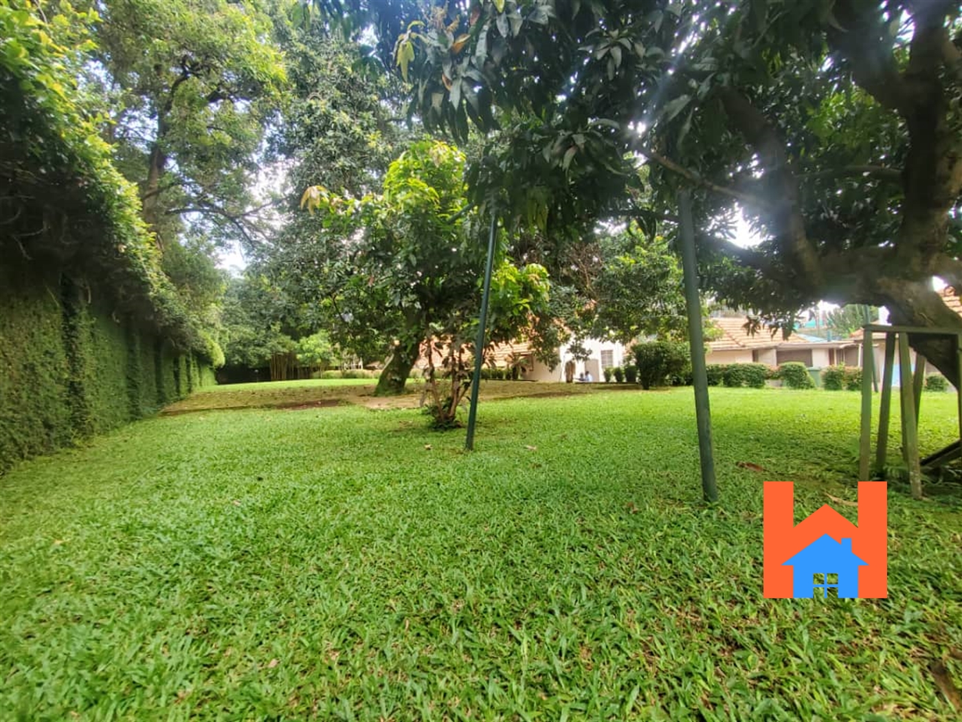 Bungalow for rent in Kololo Kampala