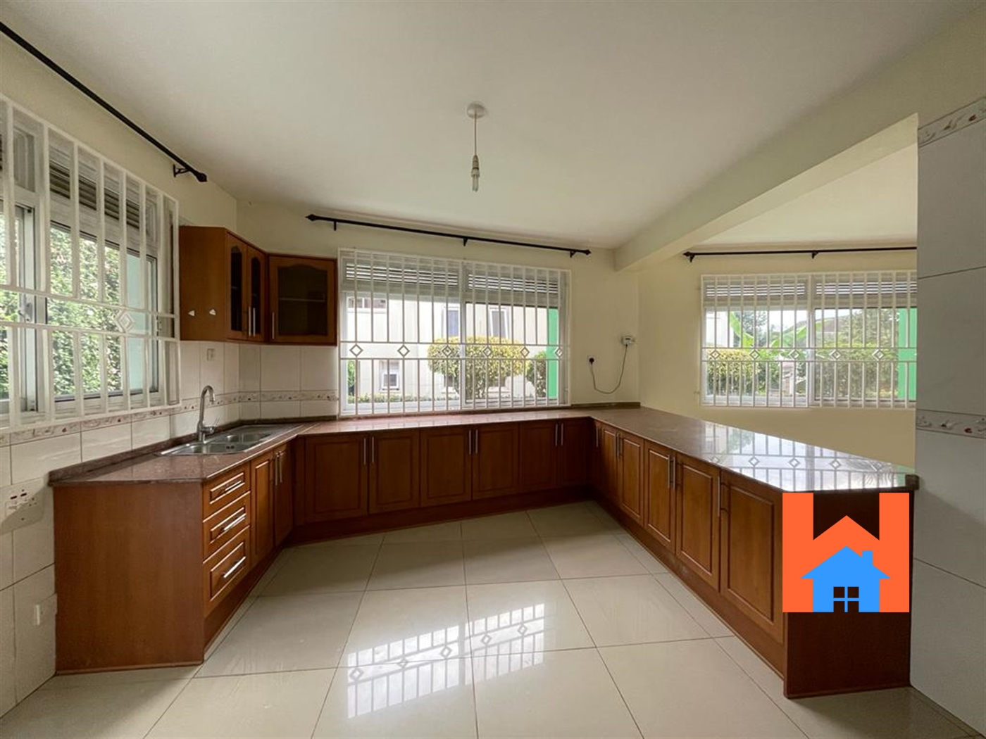 Villa for rent in Lubowa Kampala