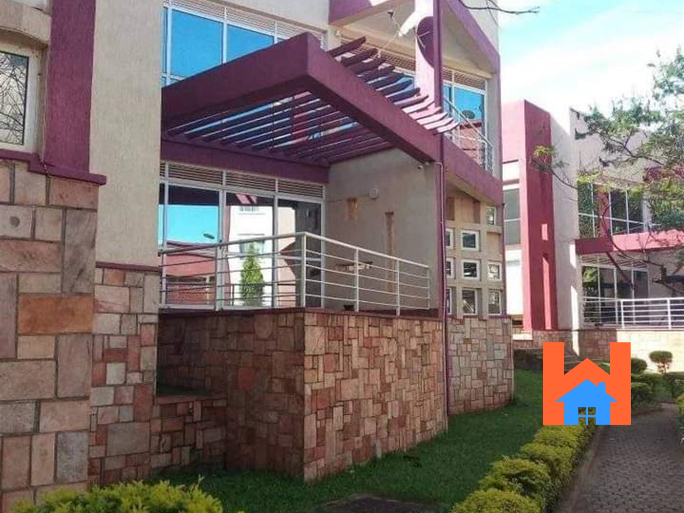 Town House for rent in Mbuya Kampala