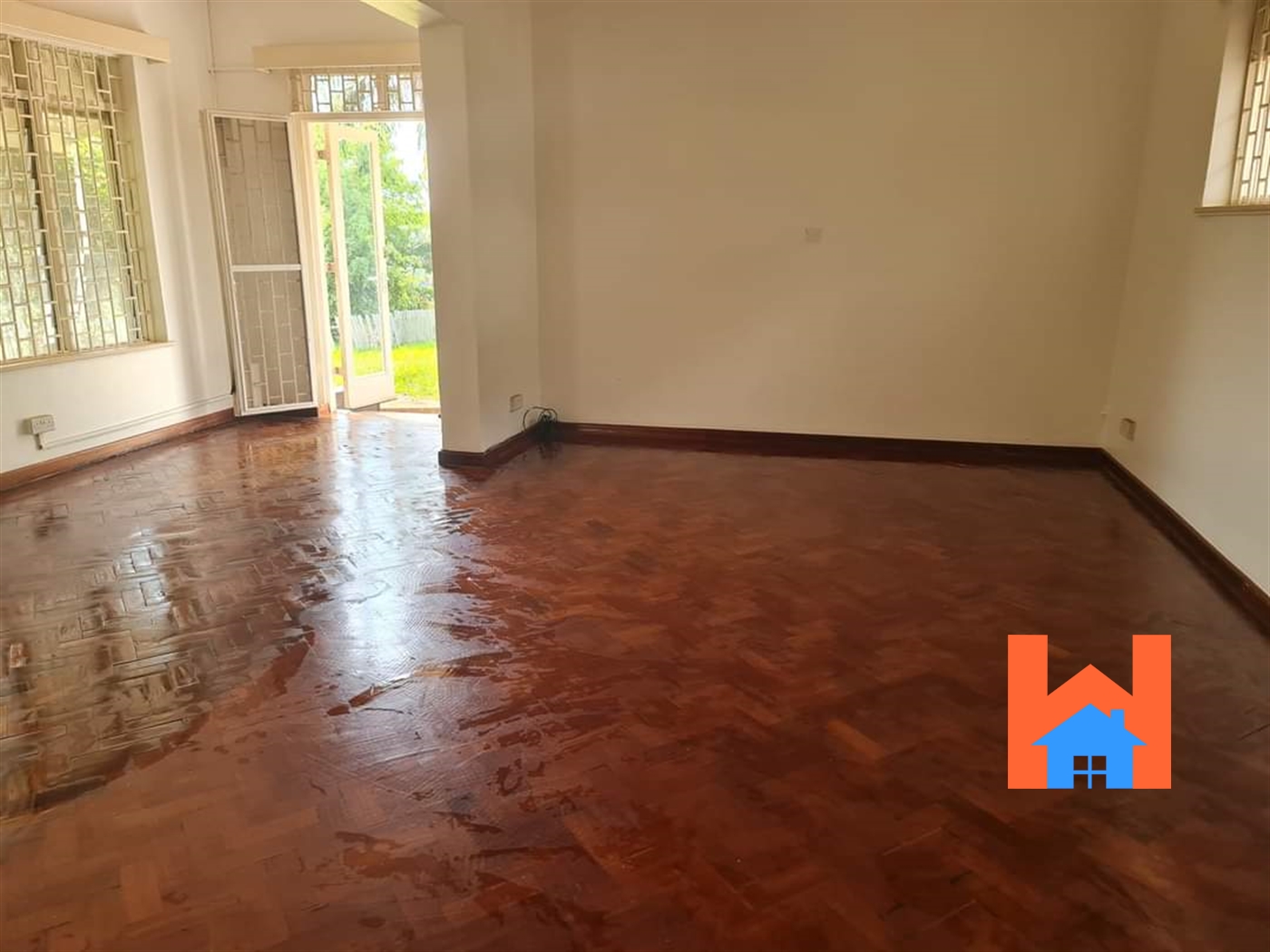 Bungalow for rent in Kololo Kampala