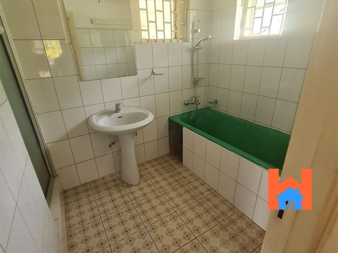 Bungalow for rent in Kololo Kampala