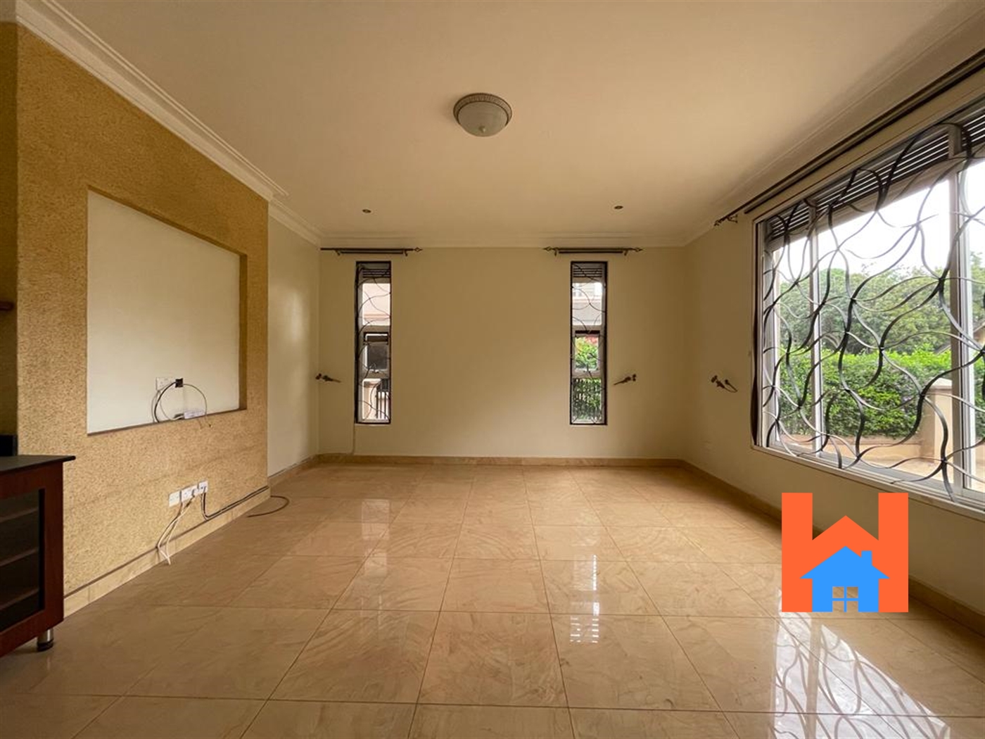 Town House for rent in Mbuya Kampala