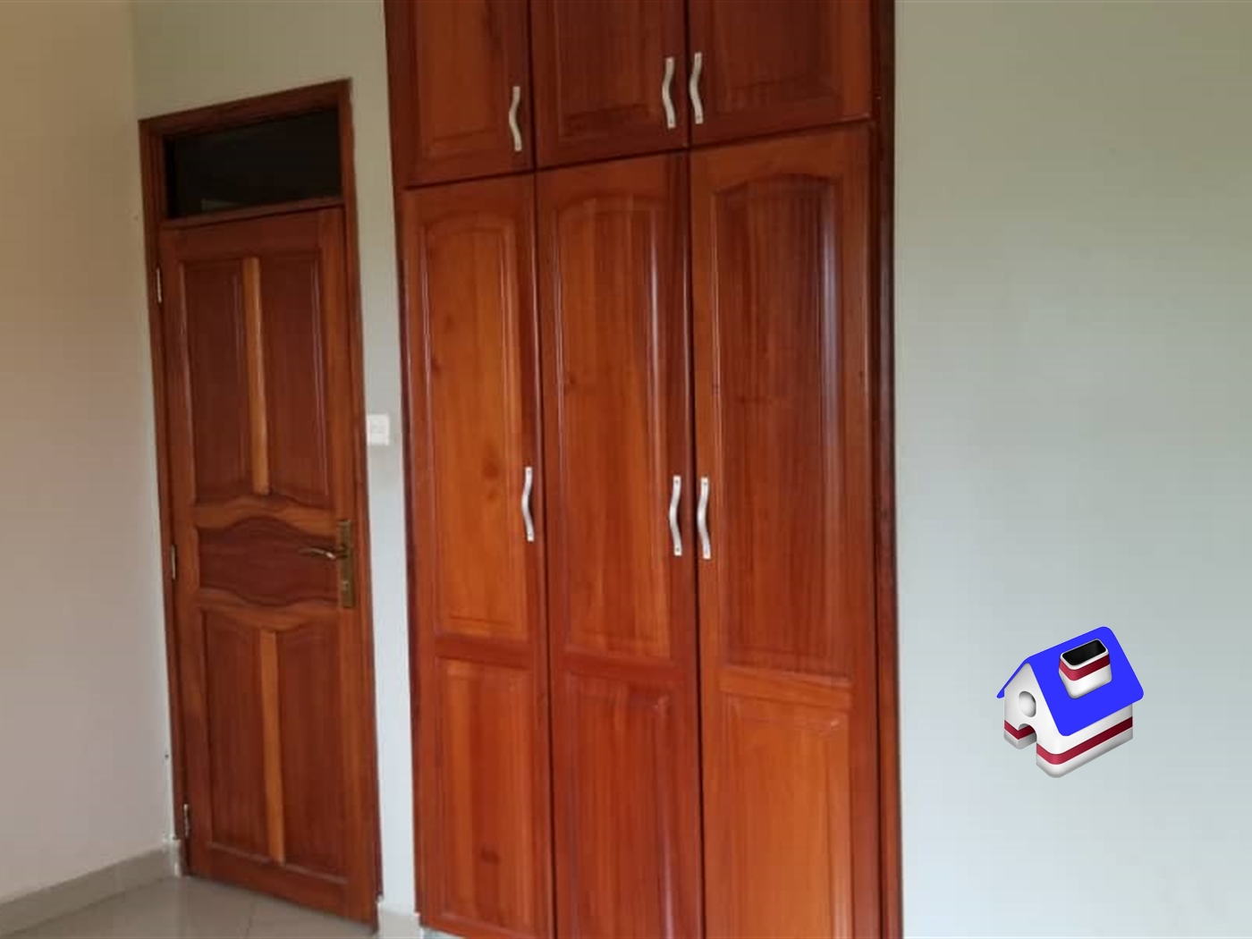 Semi Detached for rent in Kyebando Kampala