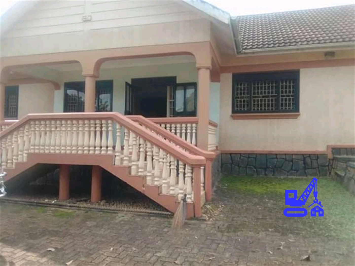 Bungalow for rent in Bukoto Kampala