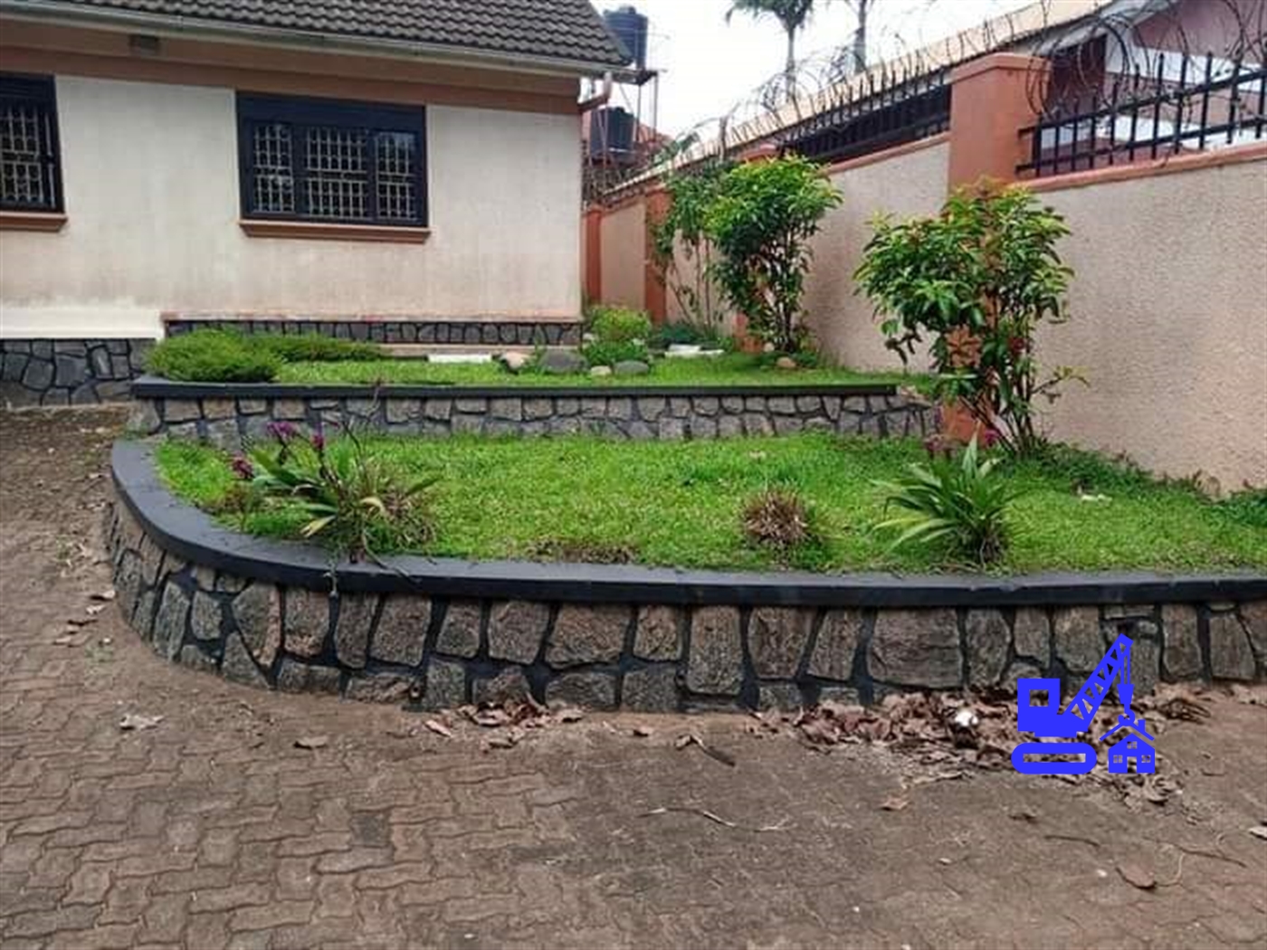 Bungalow for rent in Bukoto Kampala