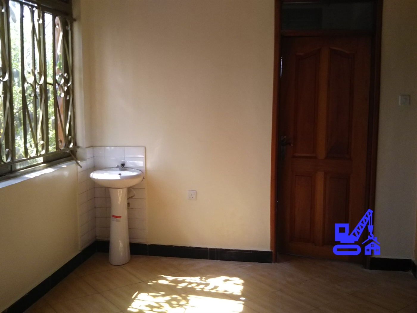 Apartment for rent in Kisaasi Kampala