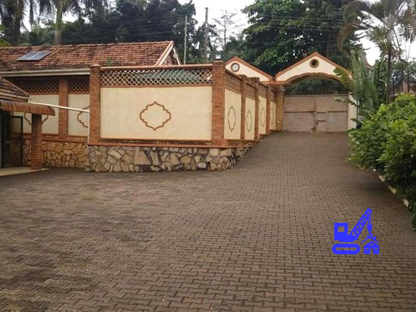 Storeyed house for rent in Naguru Kampala