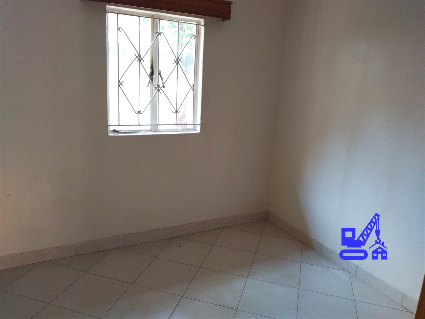 Bungalow for rent in Bukoto Kampala