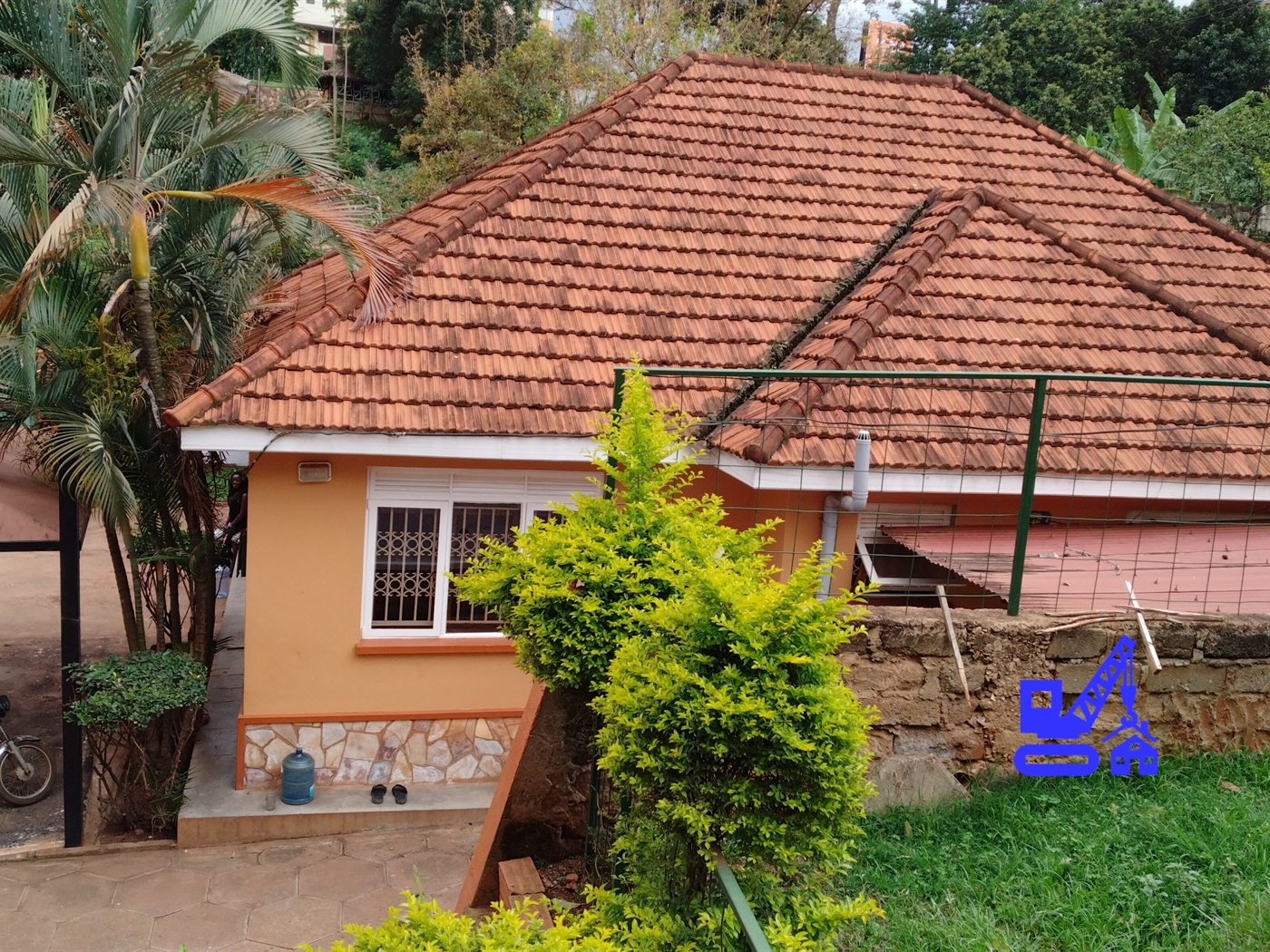 Bungalow for rent in Bukoto Kampala