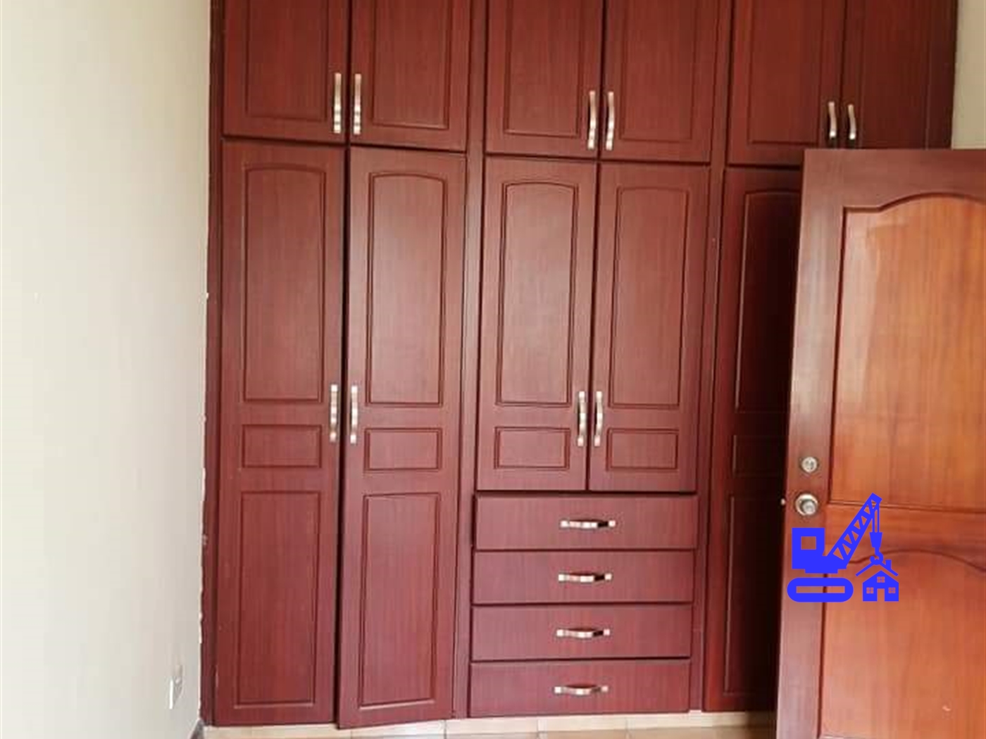 Duplex for rent in Naguru Kampala