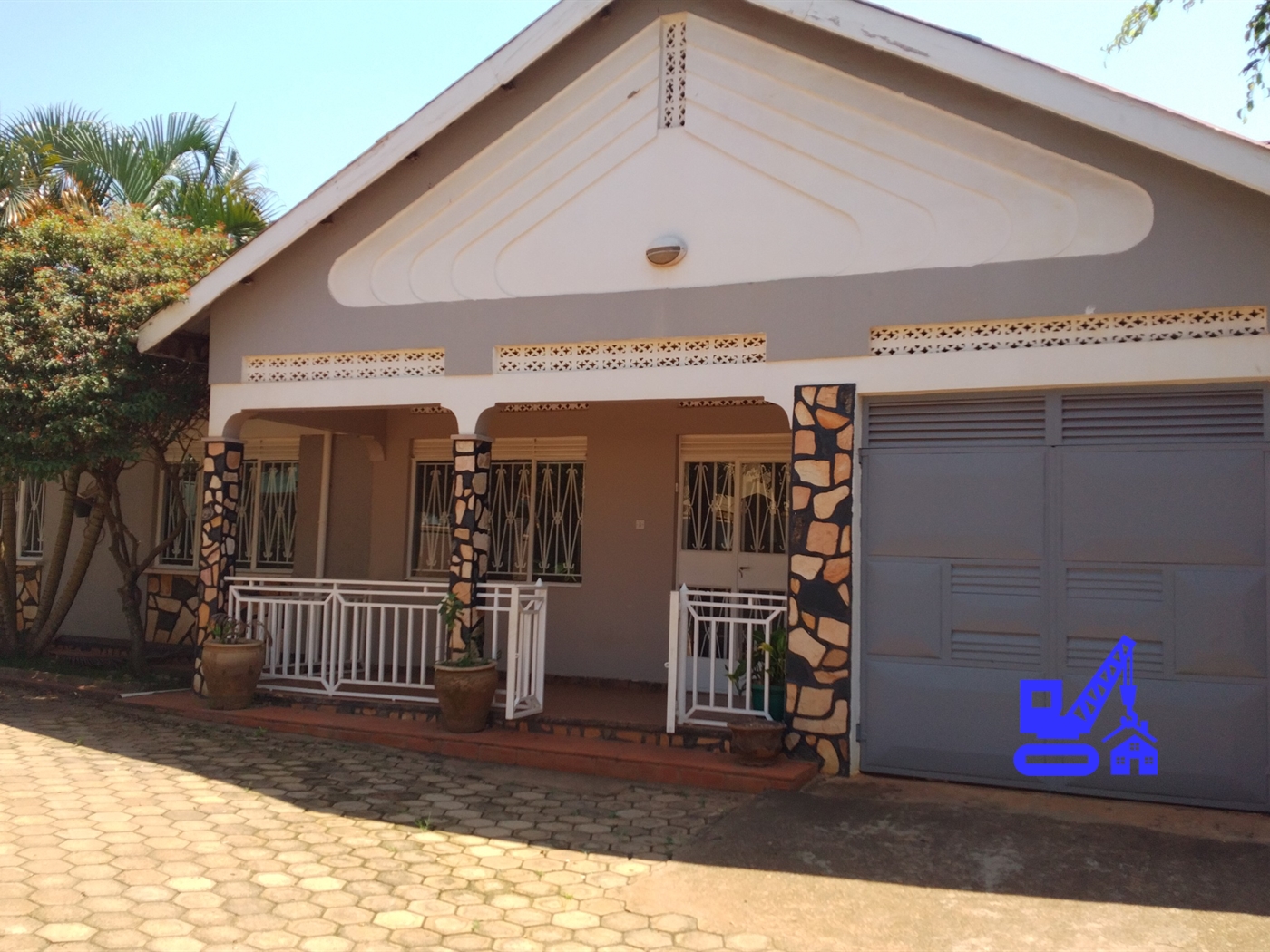 Bungalow for rent in Kisaasi Kampala