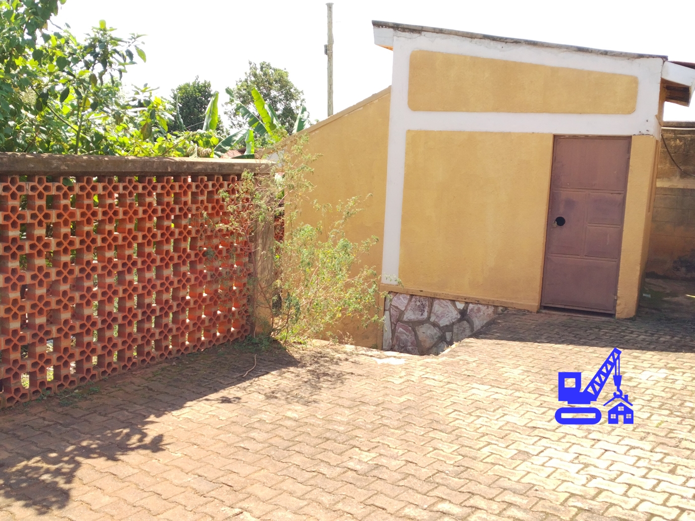 Mansion for sale in Kisaasi Kampala