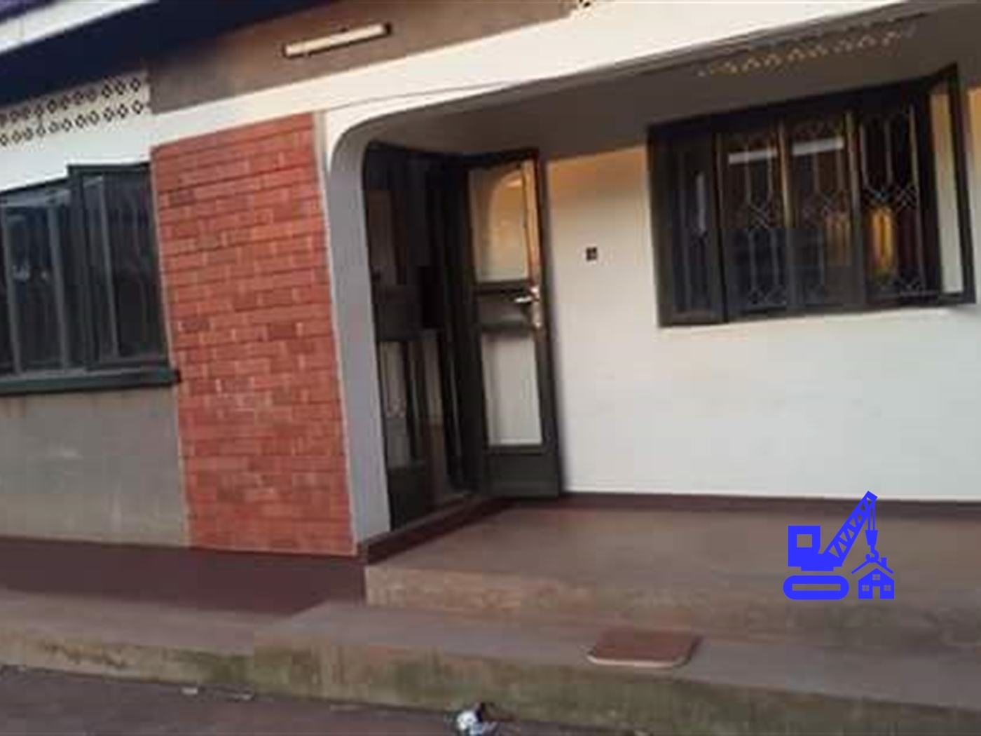 Semi Detached for rent in Kiwaatule Kampala