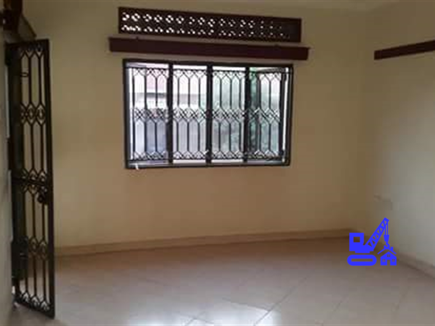 Semi Detached for rent in Kiwaatule Kampala