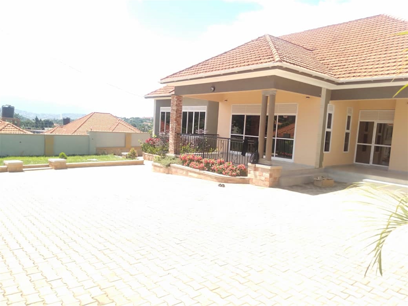 Bungalow for sale in Bwebajja Wakiso