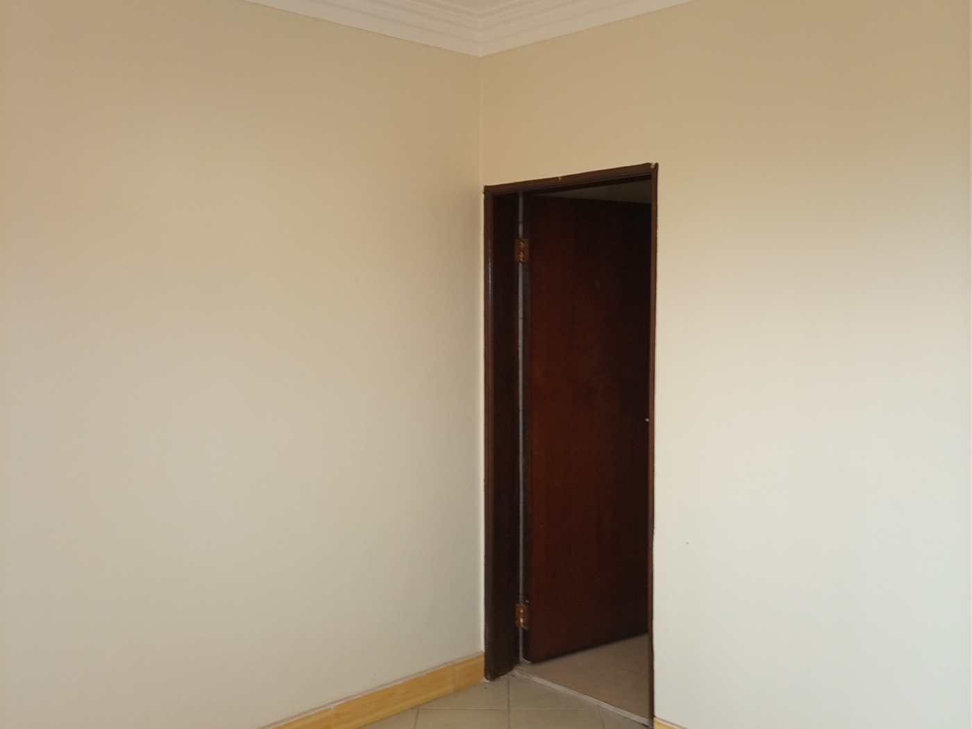 Apartment for rent in Namuwongo Kampala