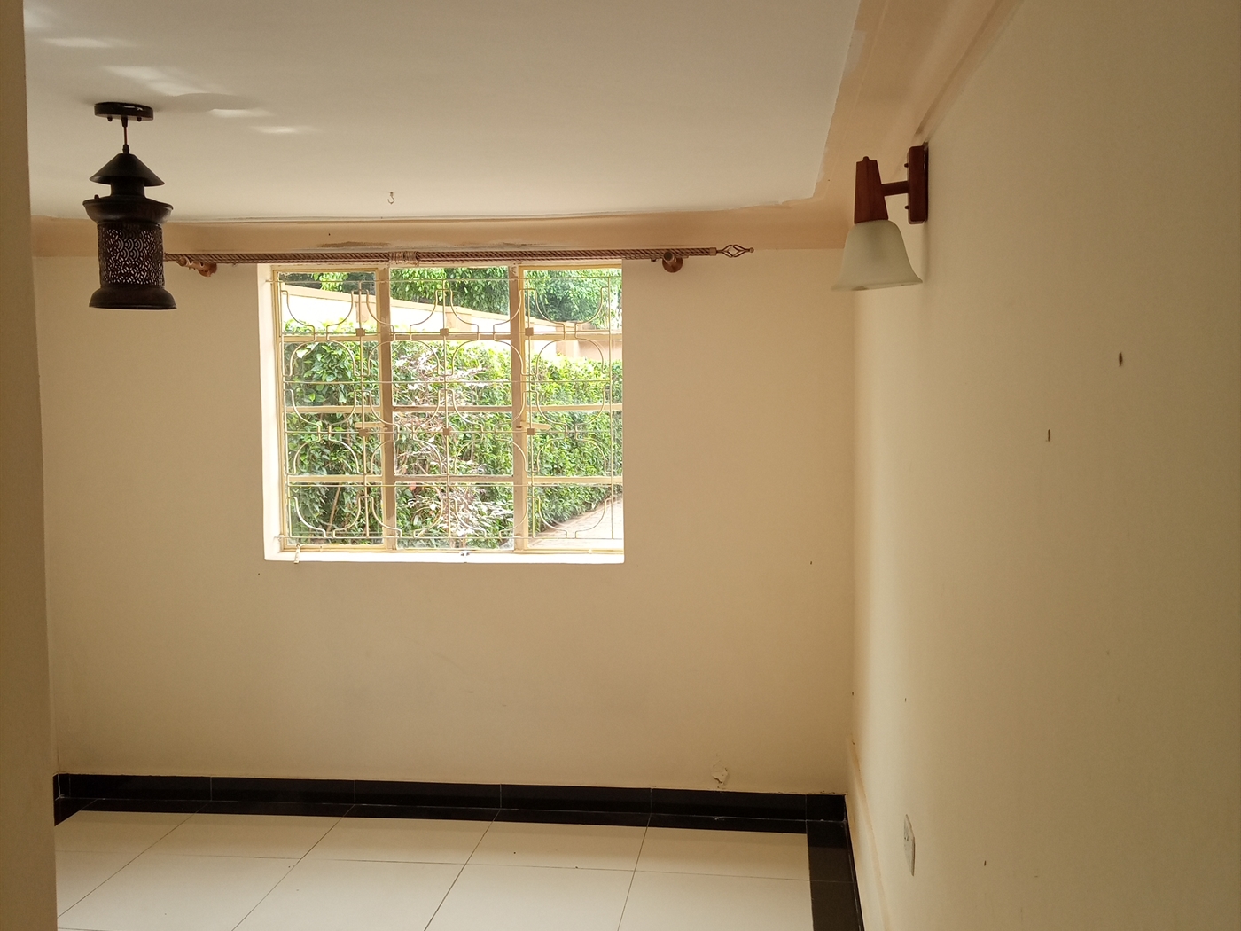 Bungalow for rent in Muyenga Kampala