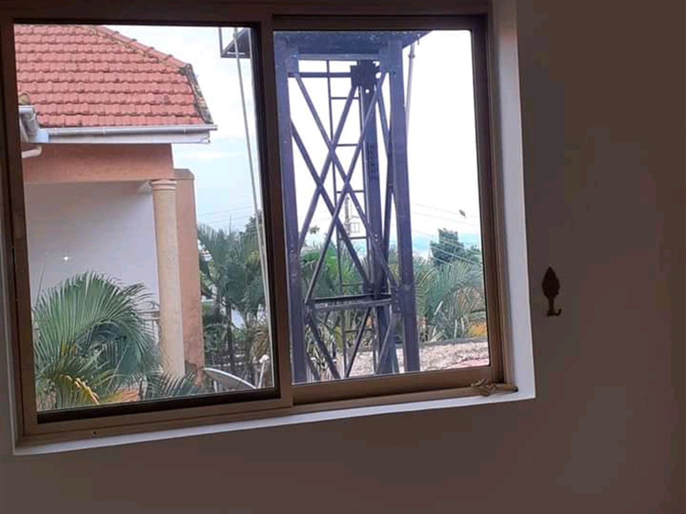 Villa for rent in Bbunga Kampala