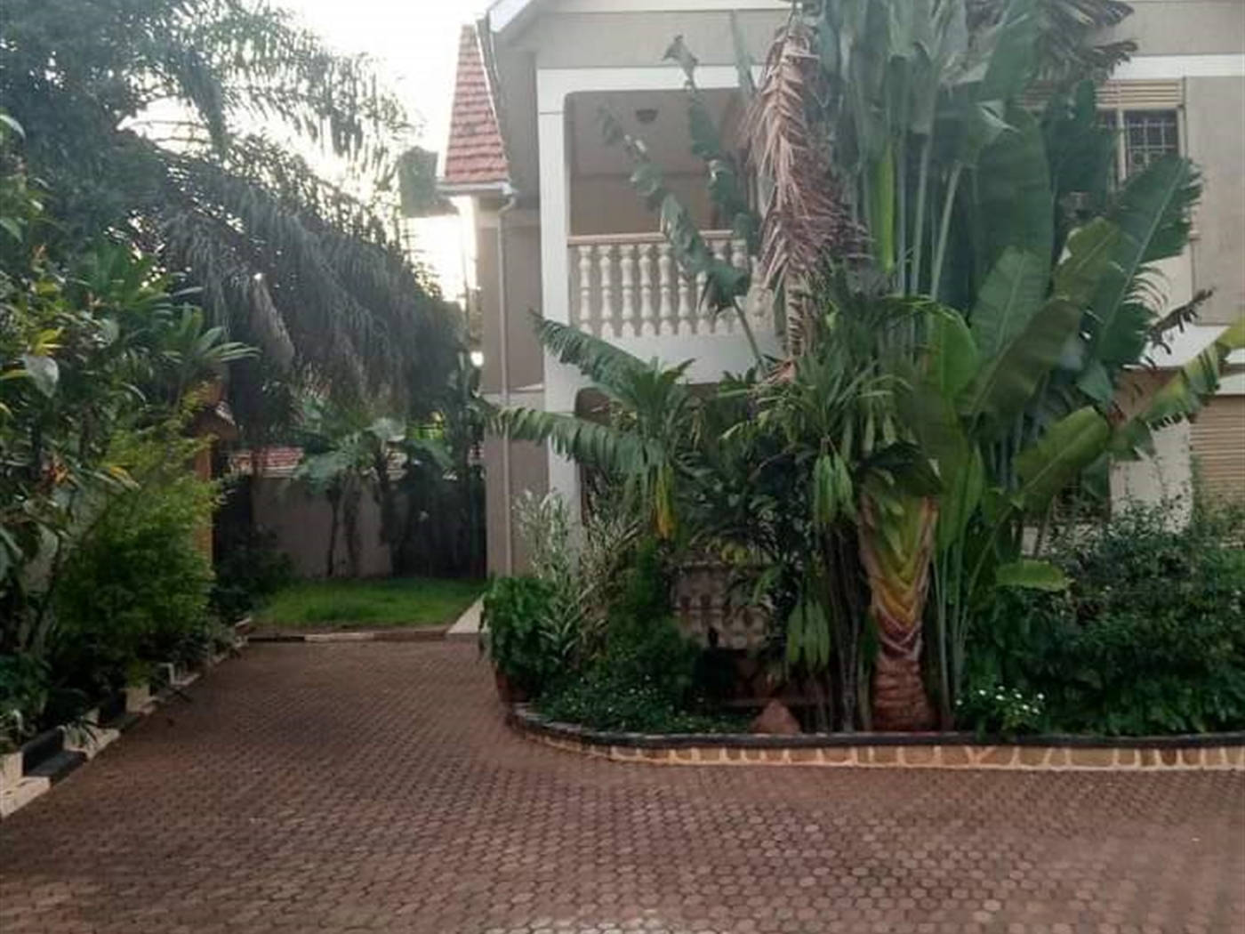 Storeyed house for sale in Muyenga Kampala