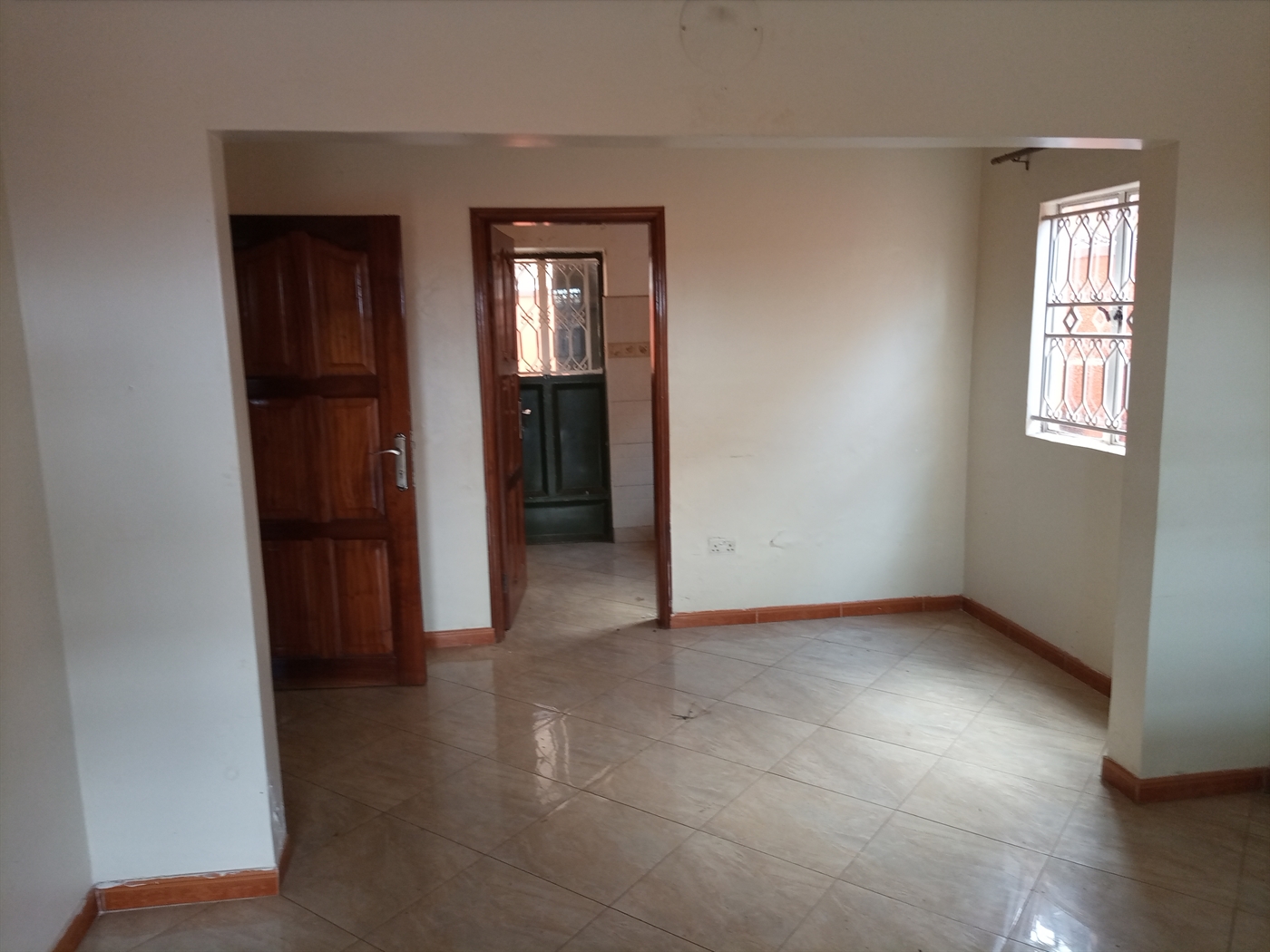 Bungalow for rent in Kansanga Kampala