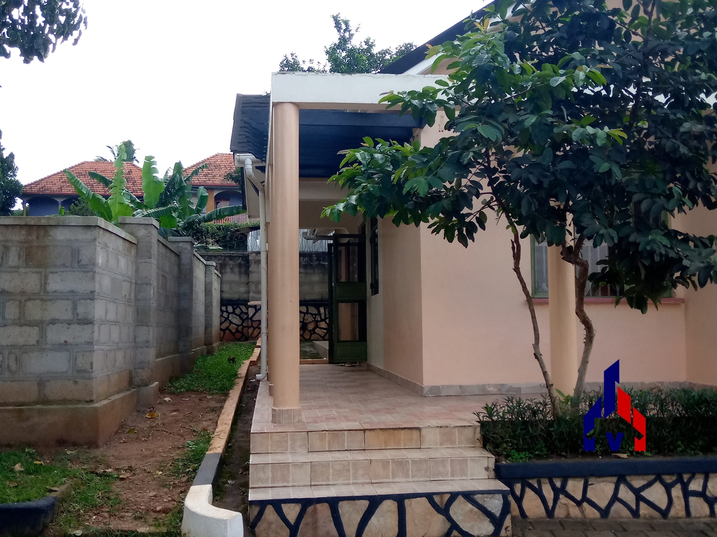 Bungalow for rent in Muyenga Kampala