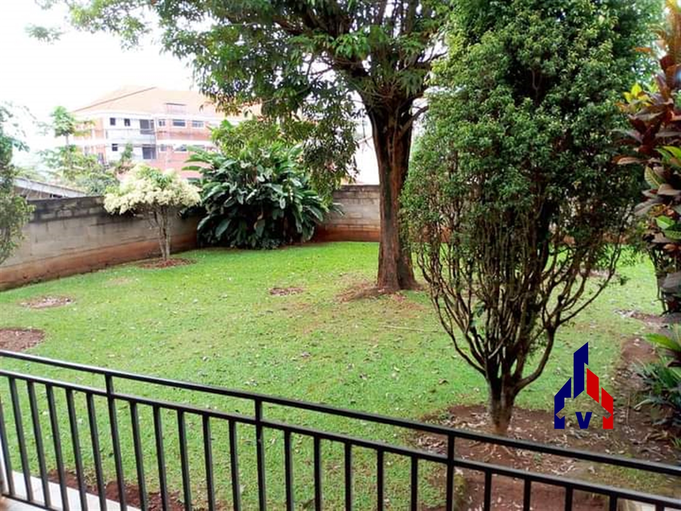 Bungalow for rent in Muyenga Kampala