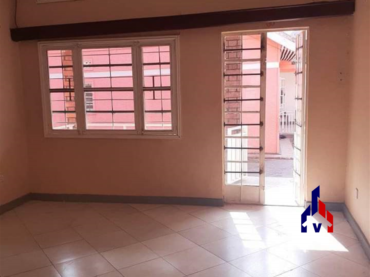 Semi Detached for rent in Muyenga Kampala