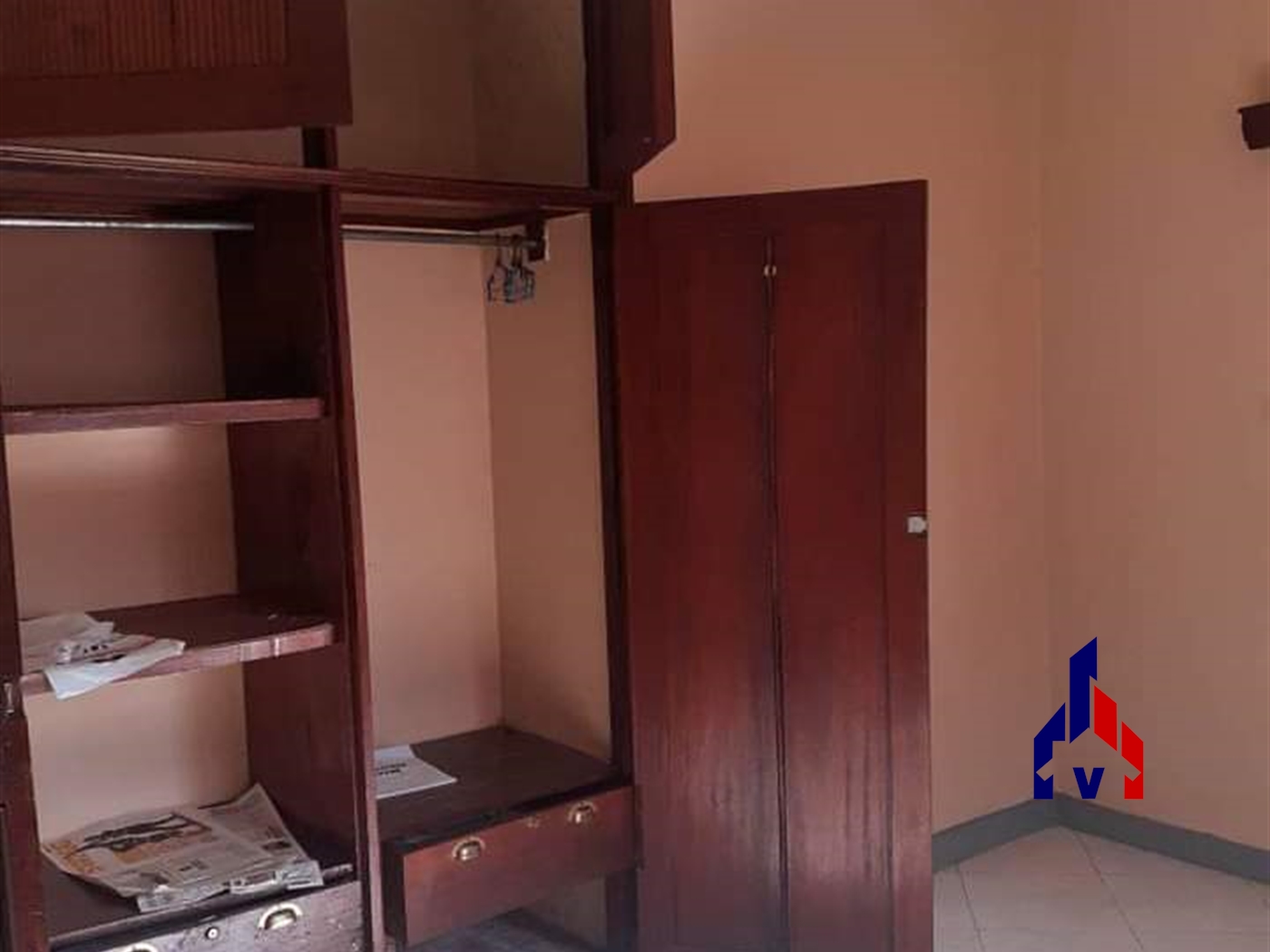 Semi Detached for rent in Muyenga Kampala