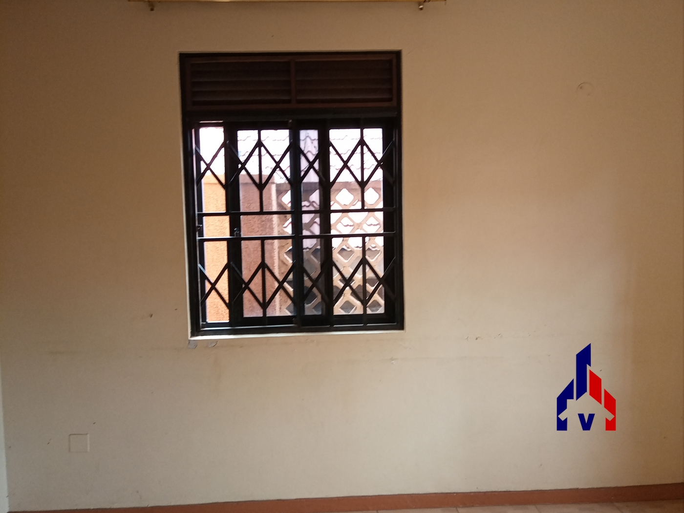 Storeyed house for rent in Namuwongo Kampala