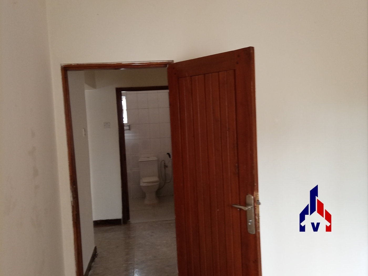 Semi Detached for rent in Muyenga Kampala