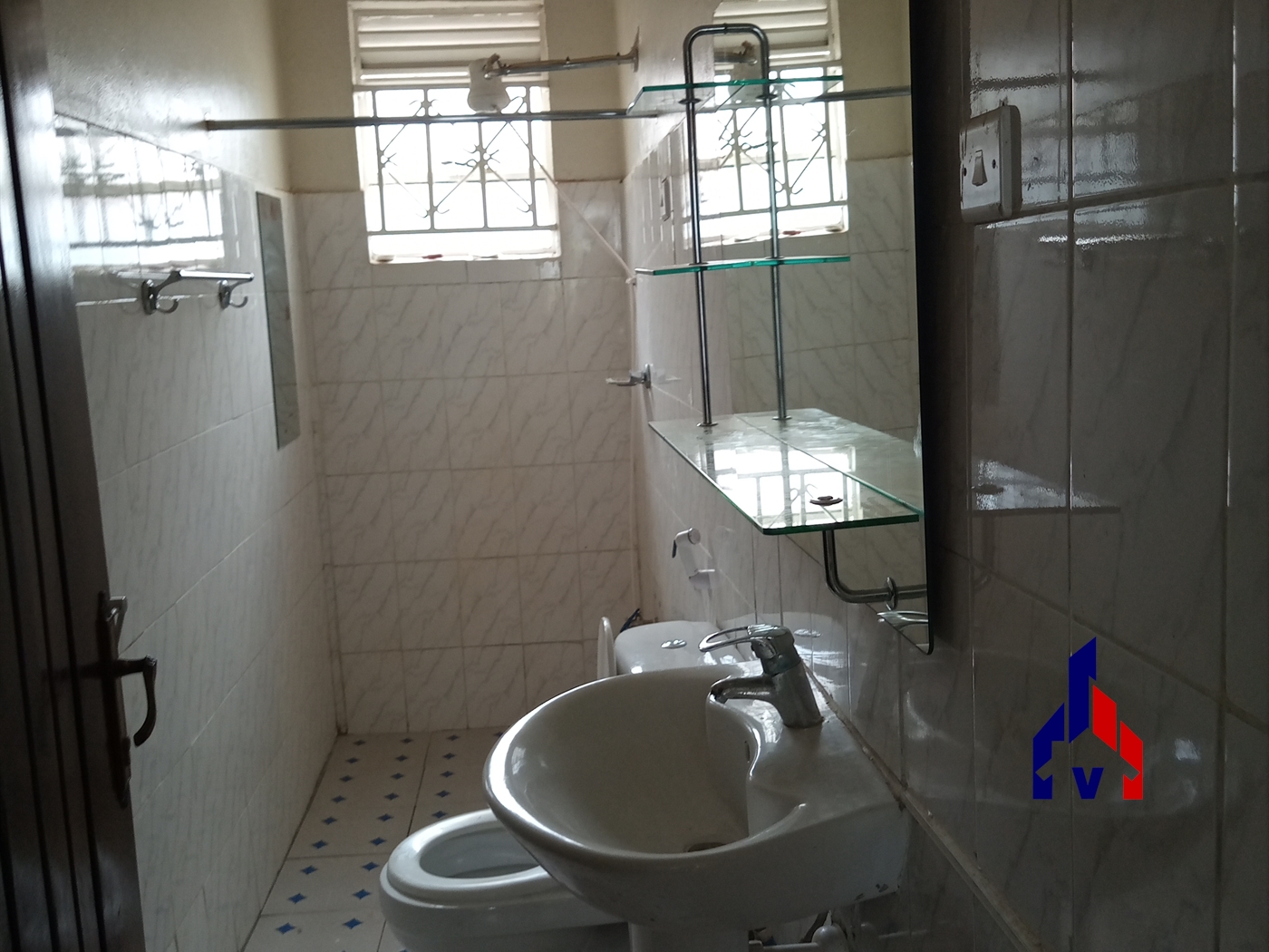 Semi Detached for rent in Muyenga Kampala