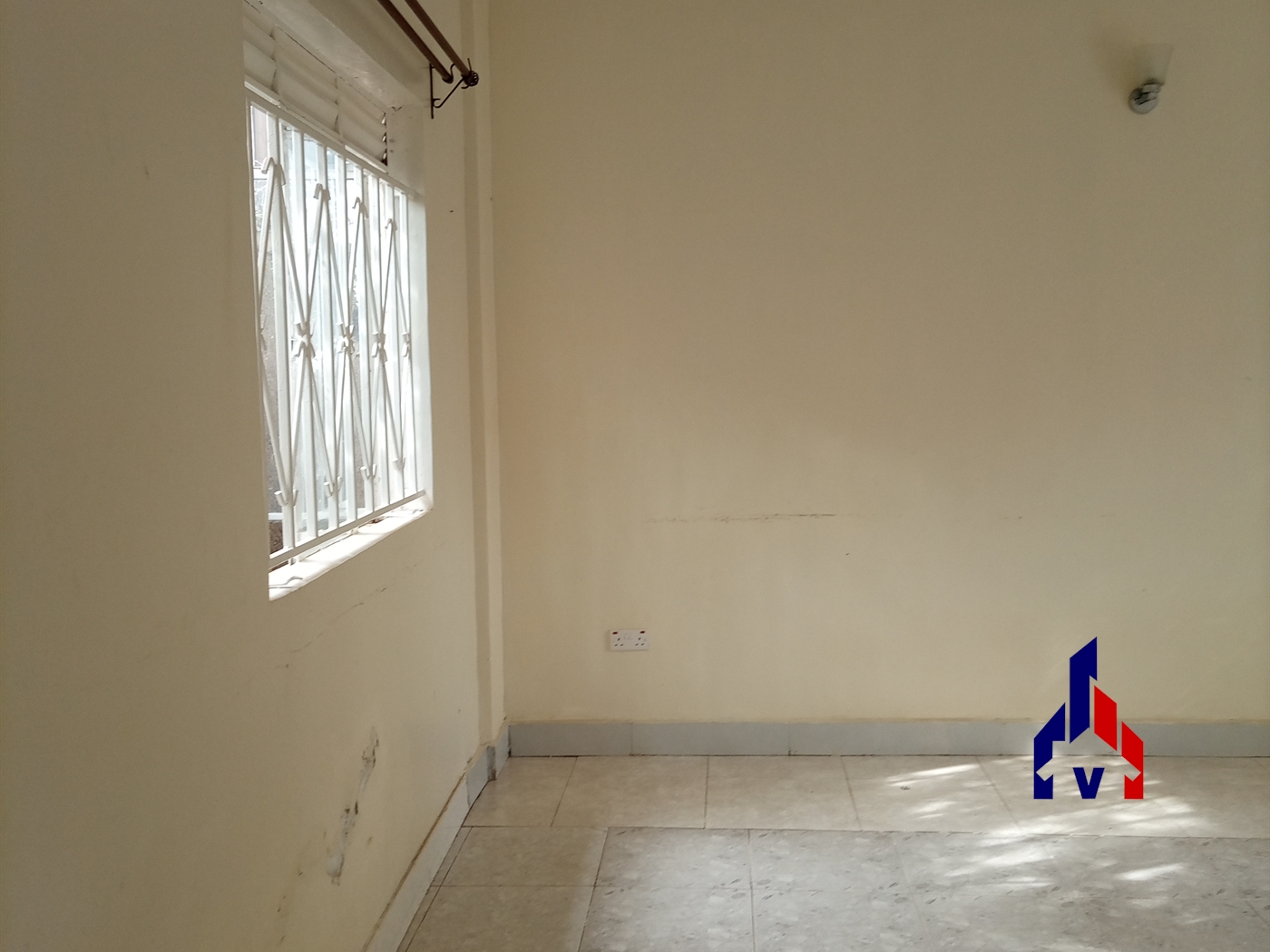 Semi Detached for rent in Muyenga Kampala