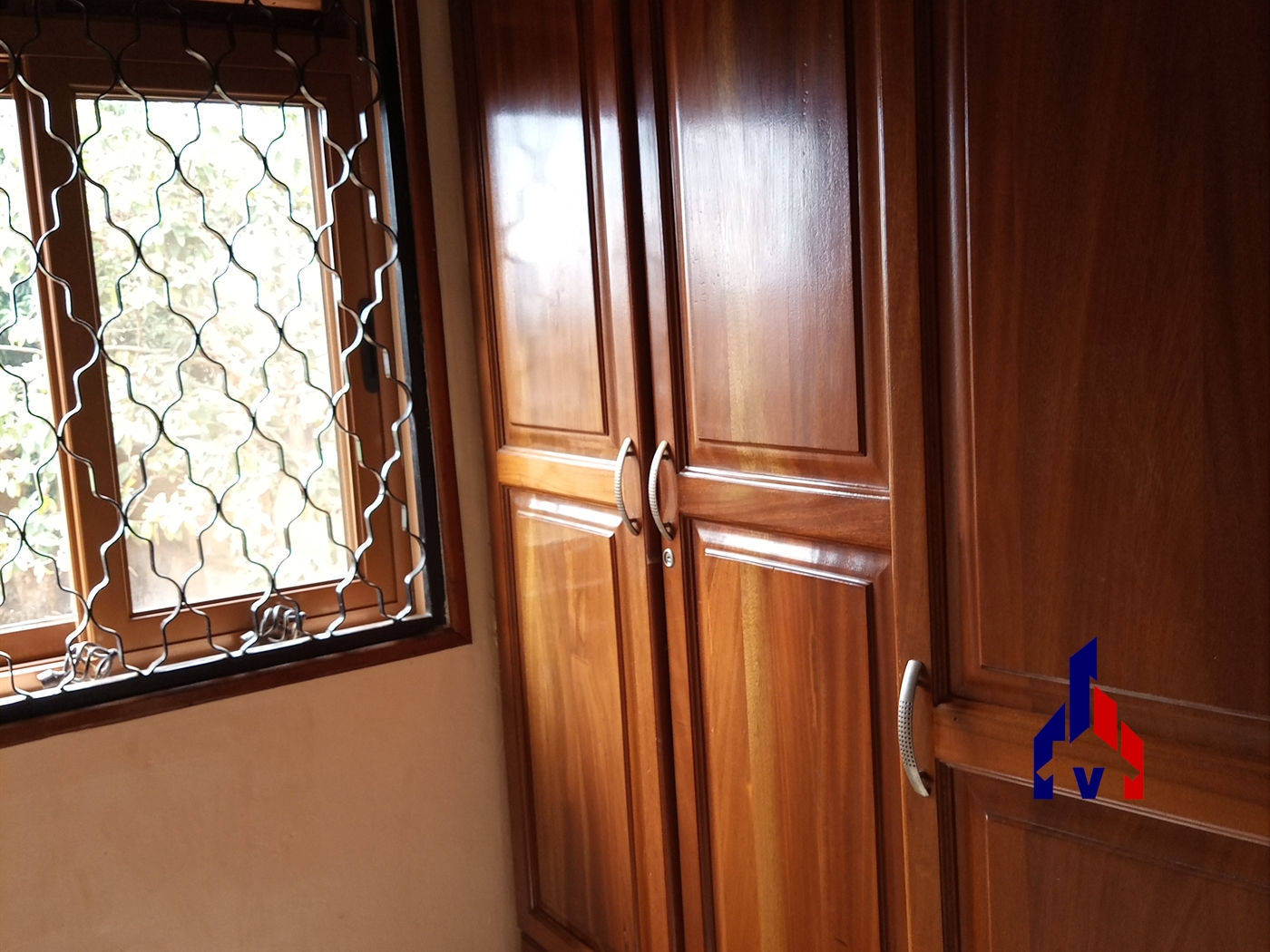 Storeyed house for rent in Muyenga Kampala