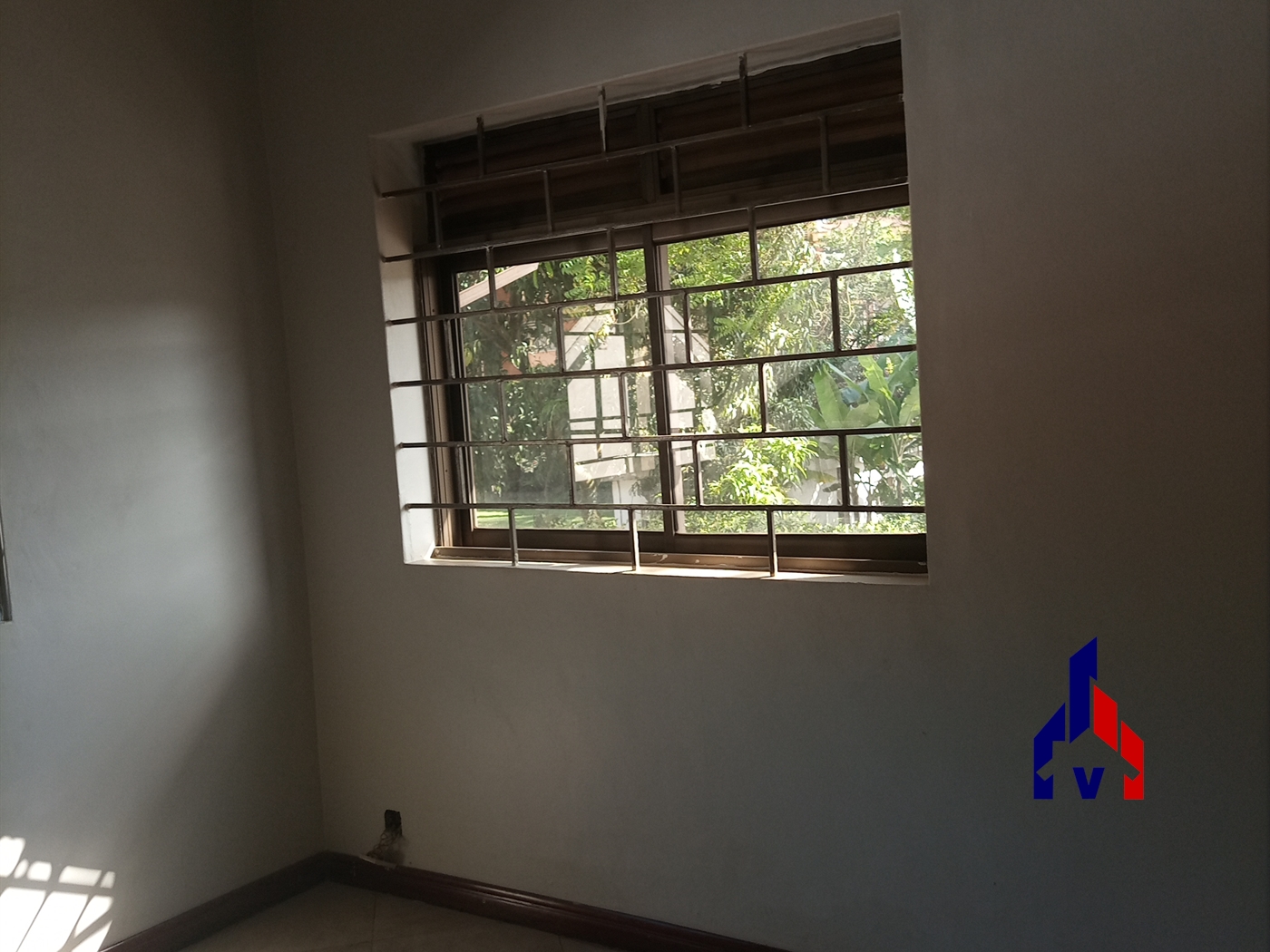 Storeyed house for sale in Bugoloobi Kampala