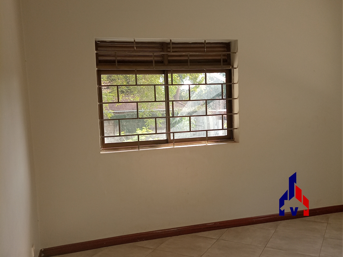 Storeyed house for sale in Bugoloobi Kampala