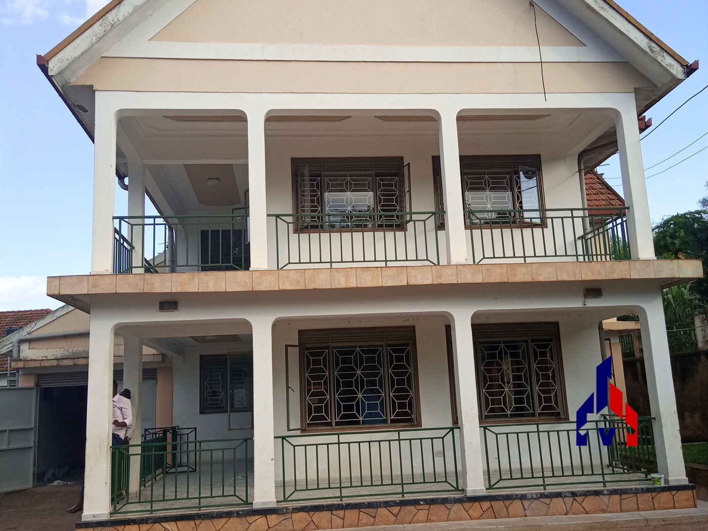 Storeyed house for rent in Muyenga Kampala