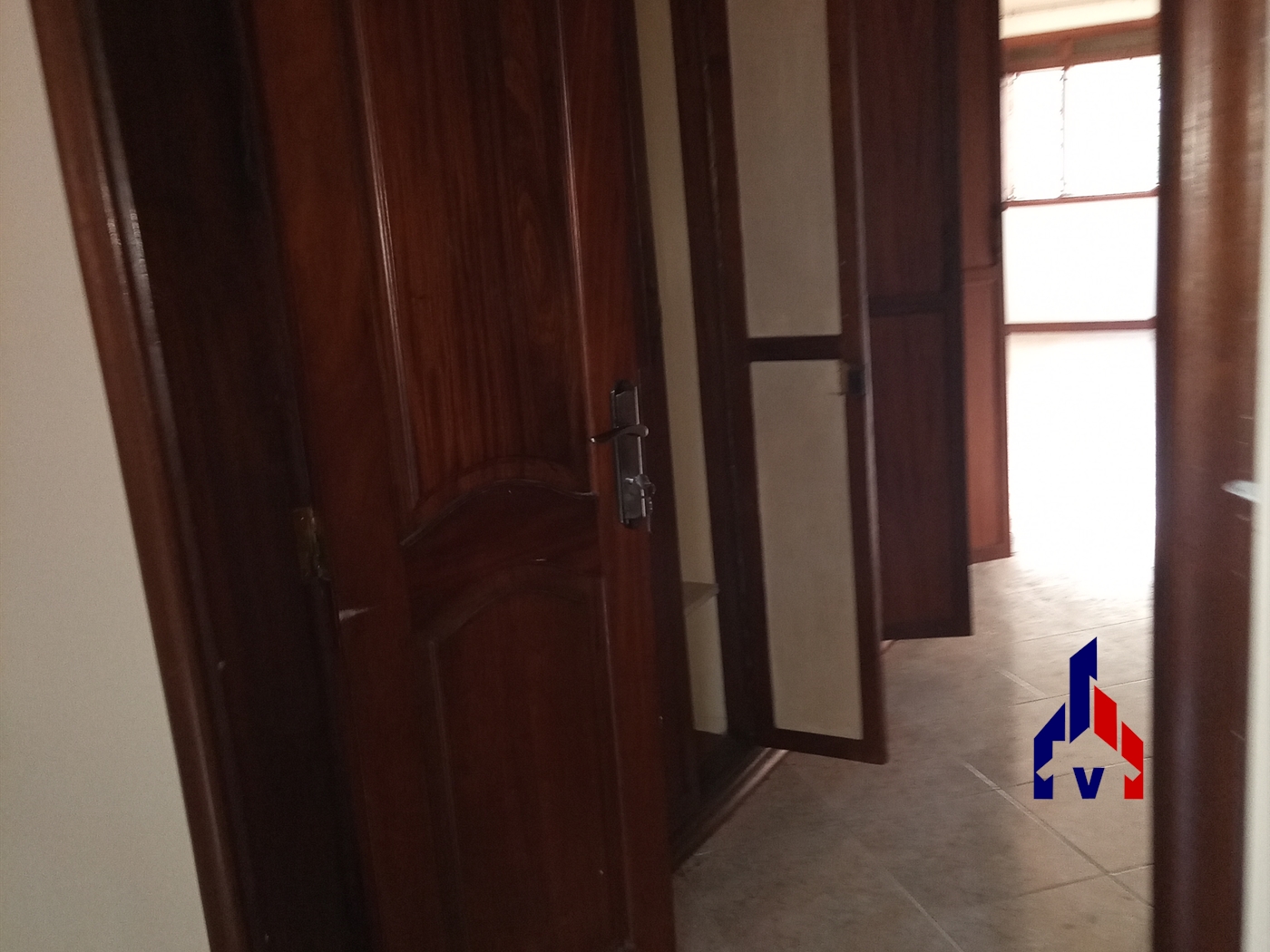 Storeyed house for rent in Muyenga Kampala