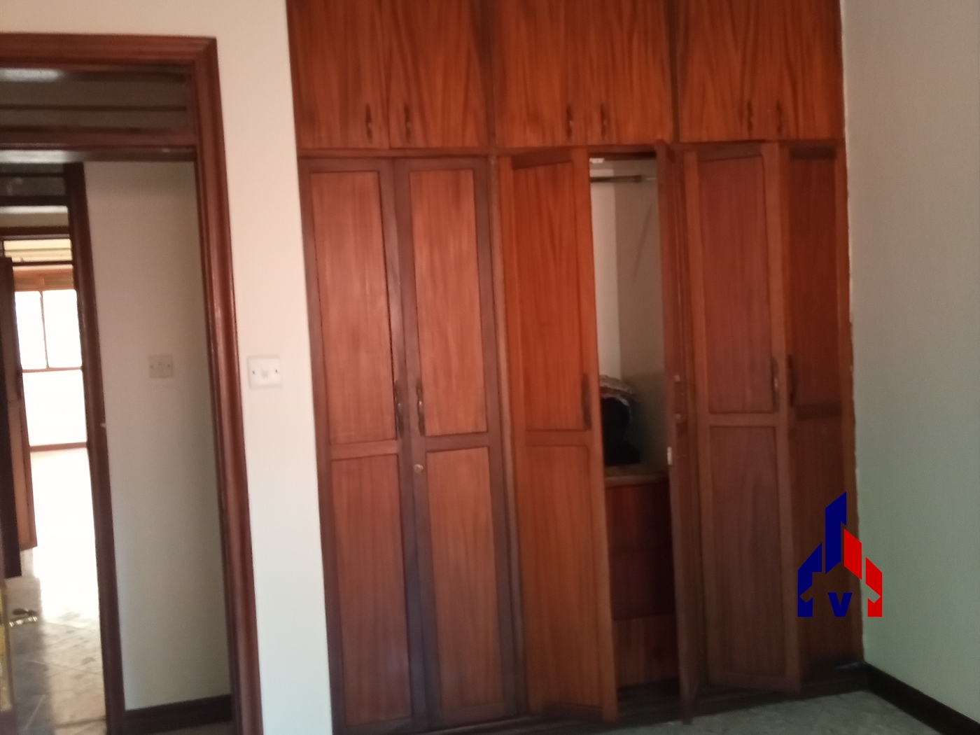 Storeyed house for rent in Muyenga Kampala