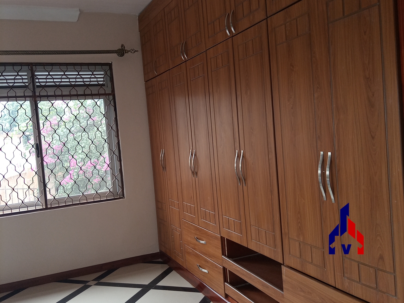 Storeyed house for rent in Kansanga Kampala