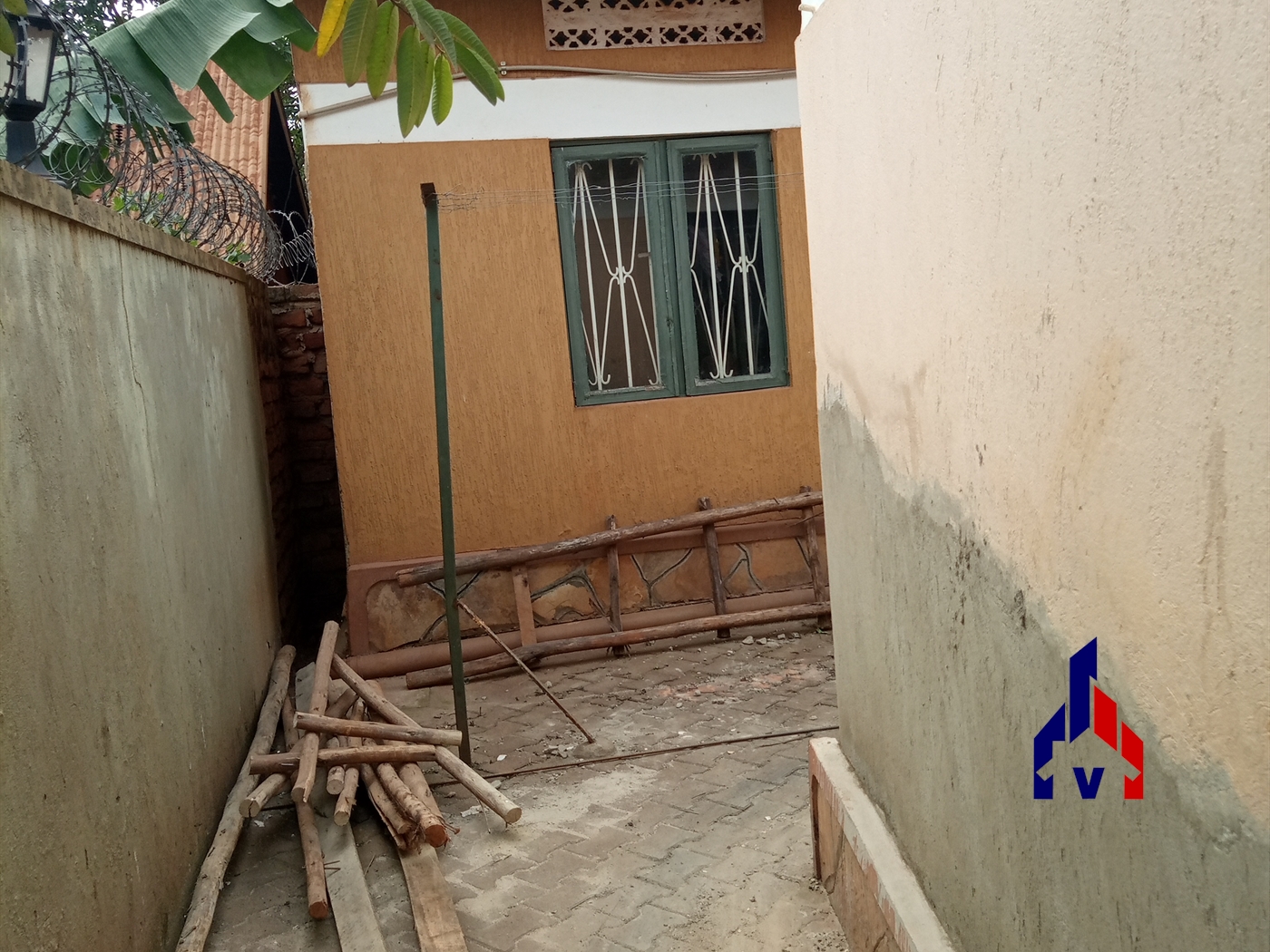 Semi Detached for rent in Makindye Kampala