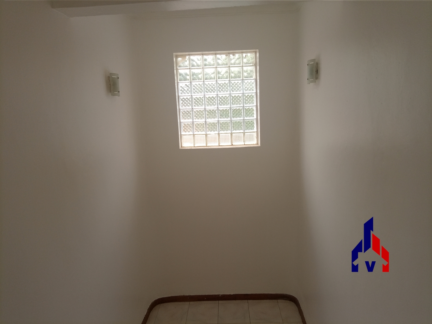 Storeyed house for rent in Muyenga Kampala