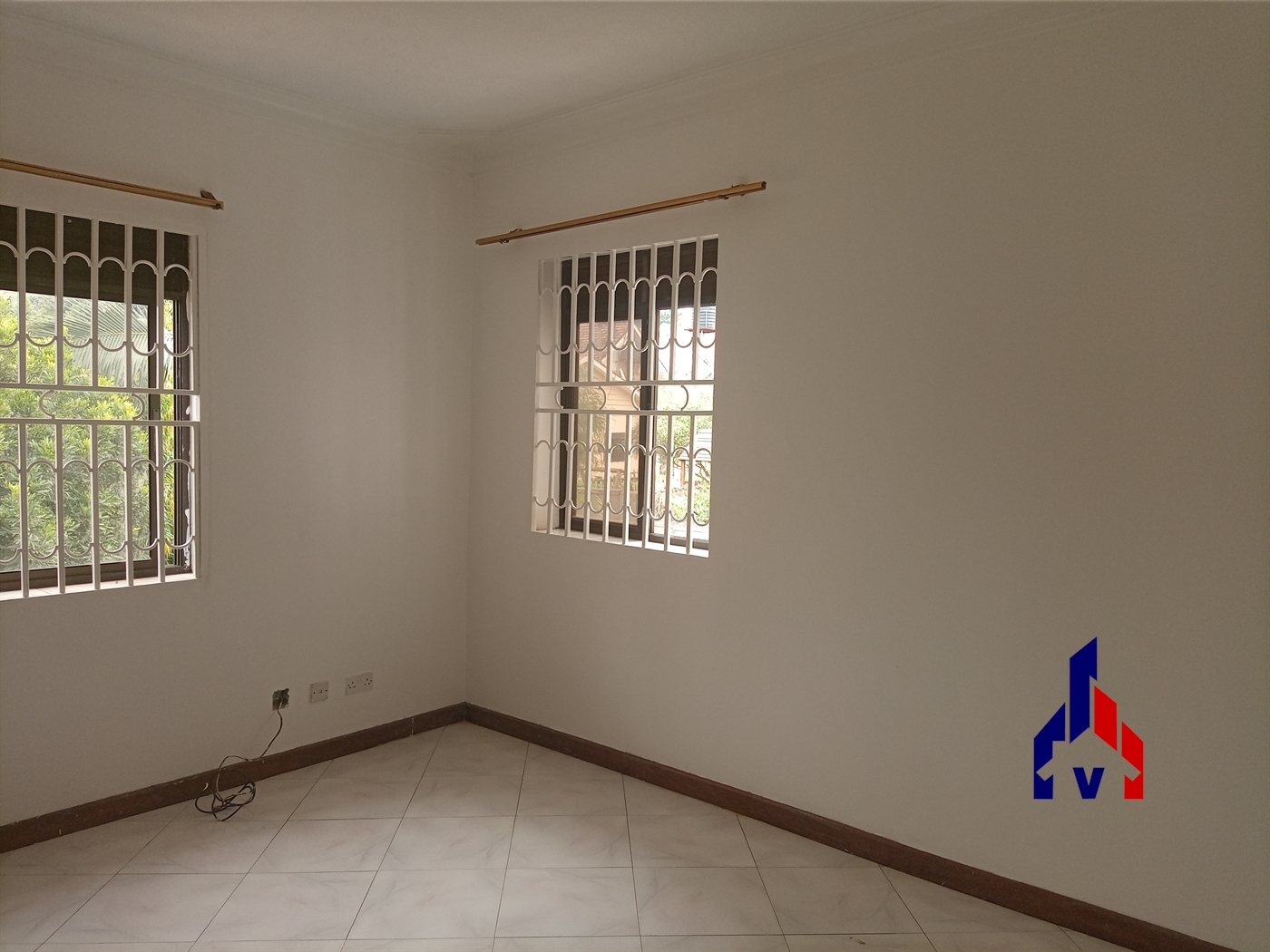 Storeyed house for rent in Muyenga Kampala