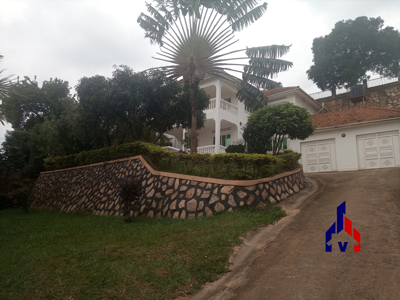 Storeyed house for rent in Konge Kampala